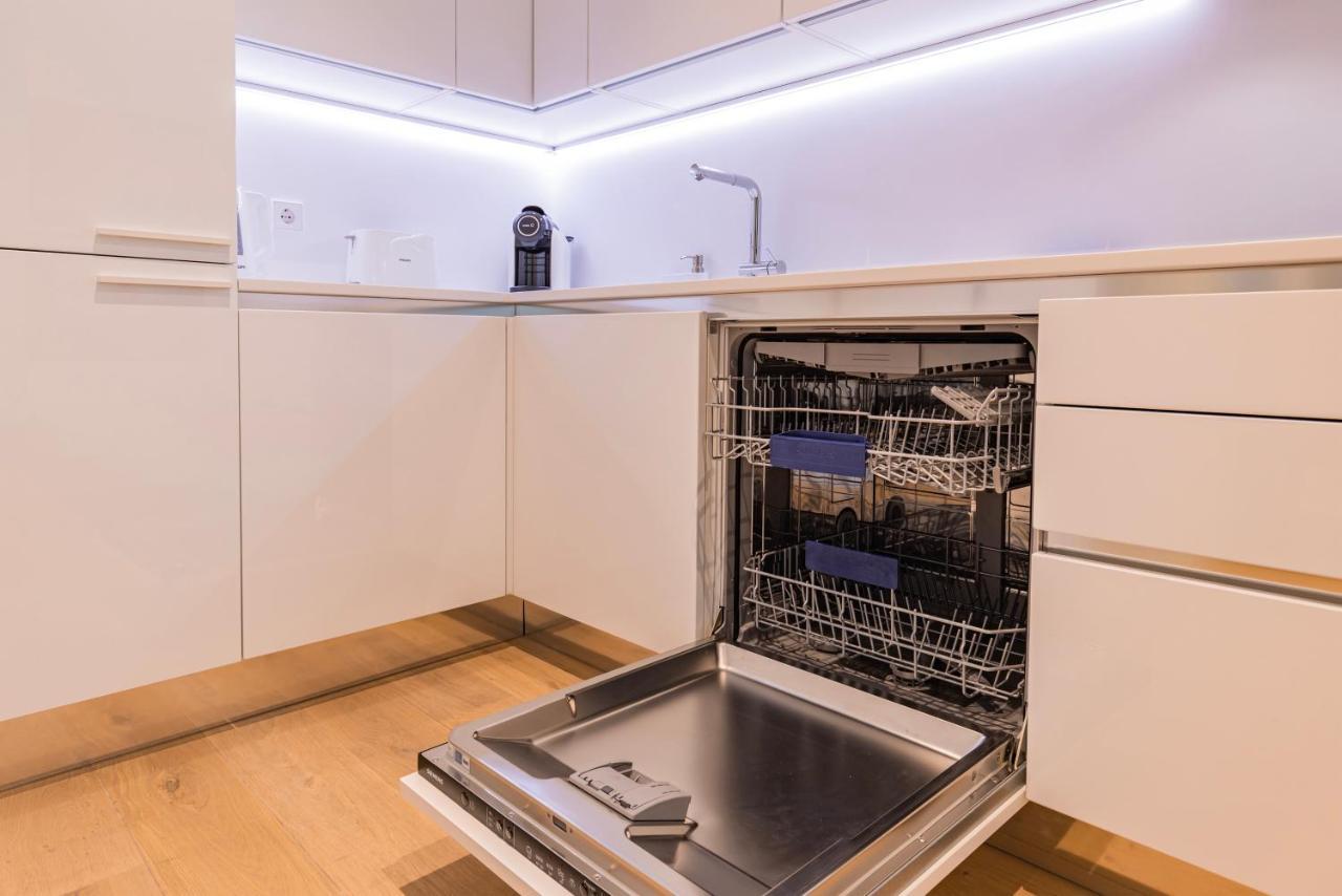Apartament Liberdade Elegance W/rooftop Pool By Lovelystay *